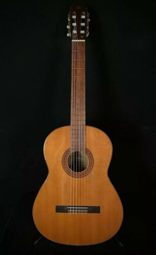 Vintage Yamaha G-60a Classical Guitar W/ Original Case / Acoustic Nylon Folk